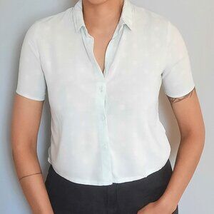 H&M blue/white polka dot button down short sleeve shirt size 4